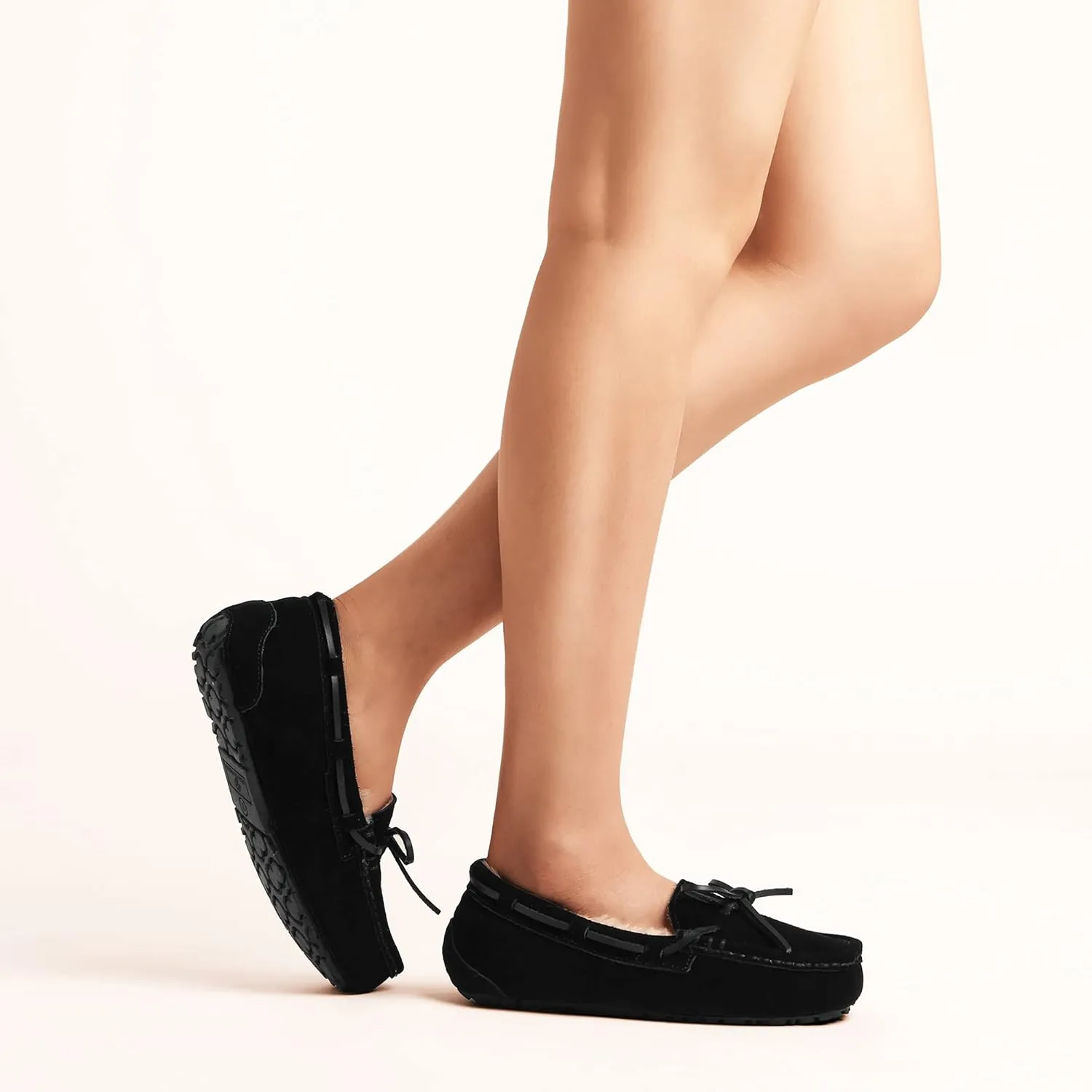 DREAM PAIRS Women's House Slippers Indoor Outdoor Moccasin Fuzzy Fluffy Furry Loafers Suede Leather Warm Shoes