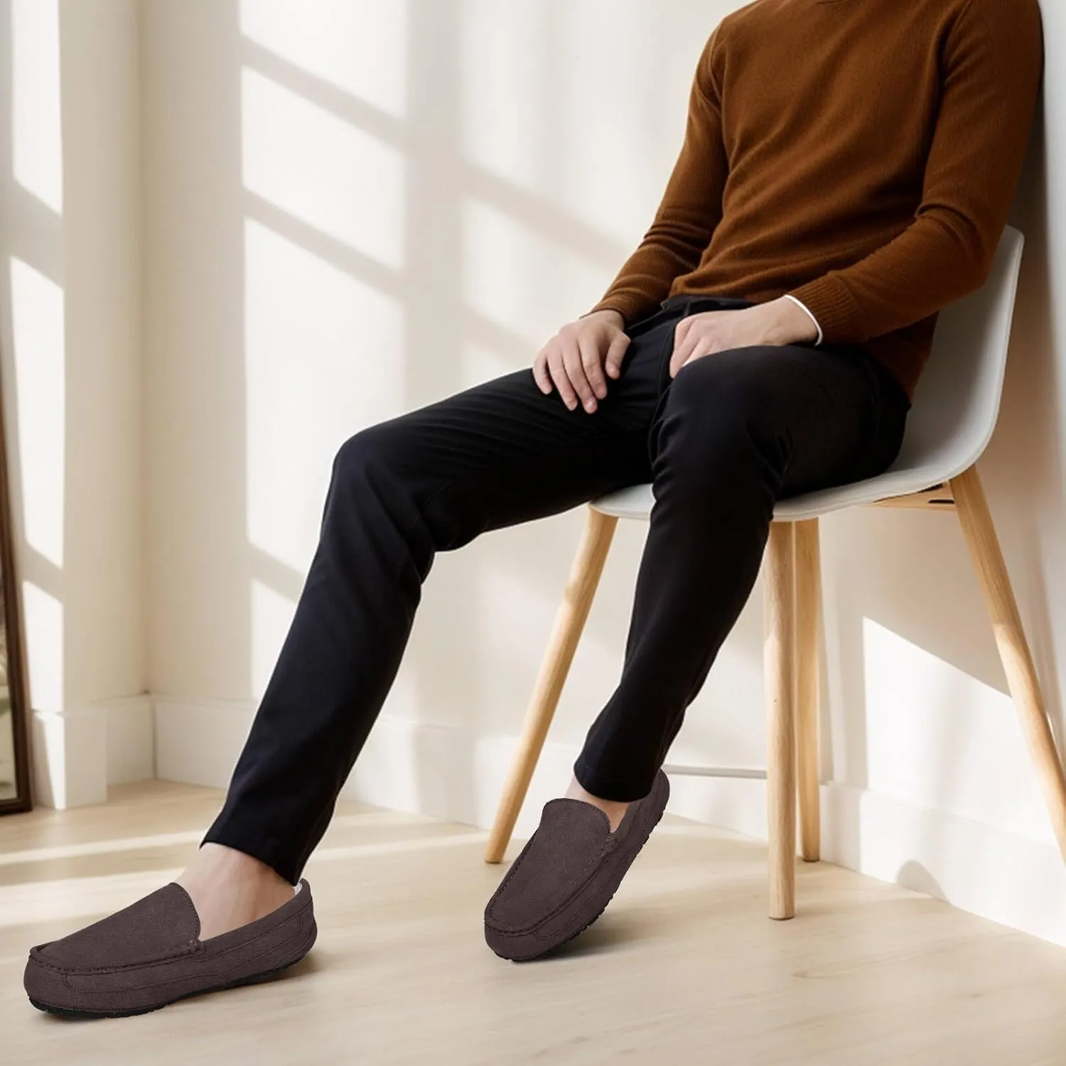 Mens Moccasin Slippers House Slippers for Men Slip-On Mens Loafers Breathable Suede Cozy Fur Lined Loafers for Men for Indoor & Outdoor