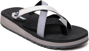 Minnetonka Hanna 2.0 - Summer Sandals for Women with a Classic Flip-Flop Design, Contoured Footbed, and Comfortable Straps