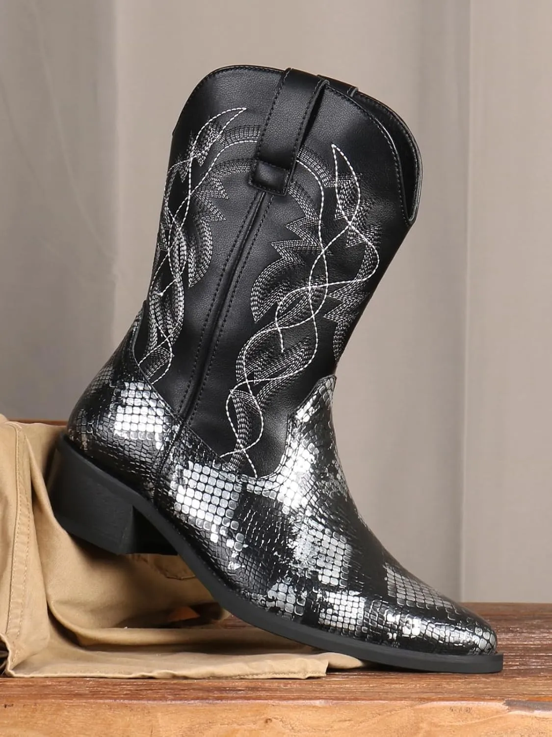 Python Manning Men's Boots Cowboy for Men Classic Pointed Toe Western Pull Up Snakeskin Embroidered Mid-Calf Boots