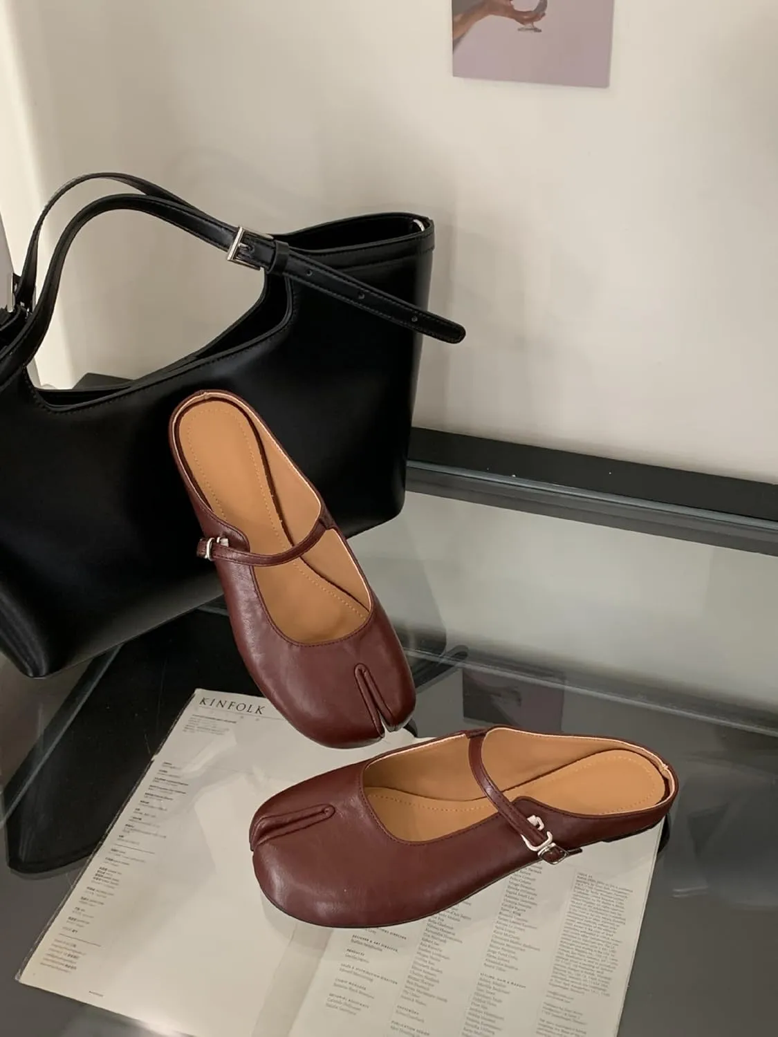 Tabi Shoes Mary Jane Mules Flats for Women Split Toe Wide Width Strips Slip-On Slides Convenient Breathable Comfortable Casual Round Toe Retro Y2K Slippers Spring Summer Fall Back to School