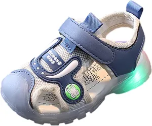 Toddler Boys Light Up Sandals Closed Toe Breathable Non Slip Kids Girls Beach Sandals Soft Sole Summer Outdoor