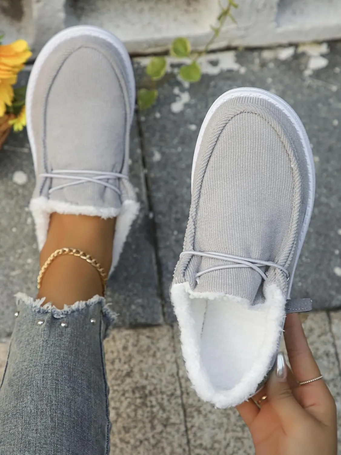 Women's Warm Lace up Loafers Casual Cozy Flat Slip on Wide Width Shoes Non-Slip Lightweight Canvas Driving Walking Shoes