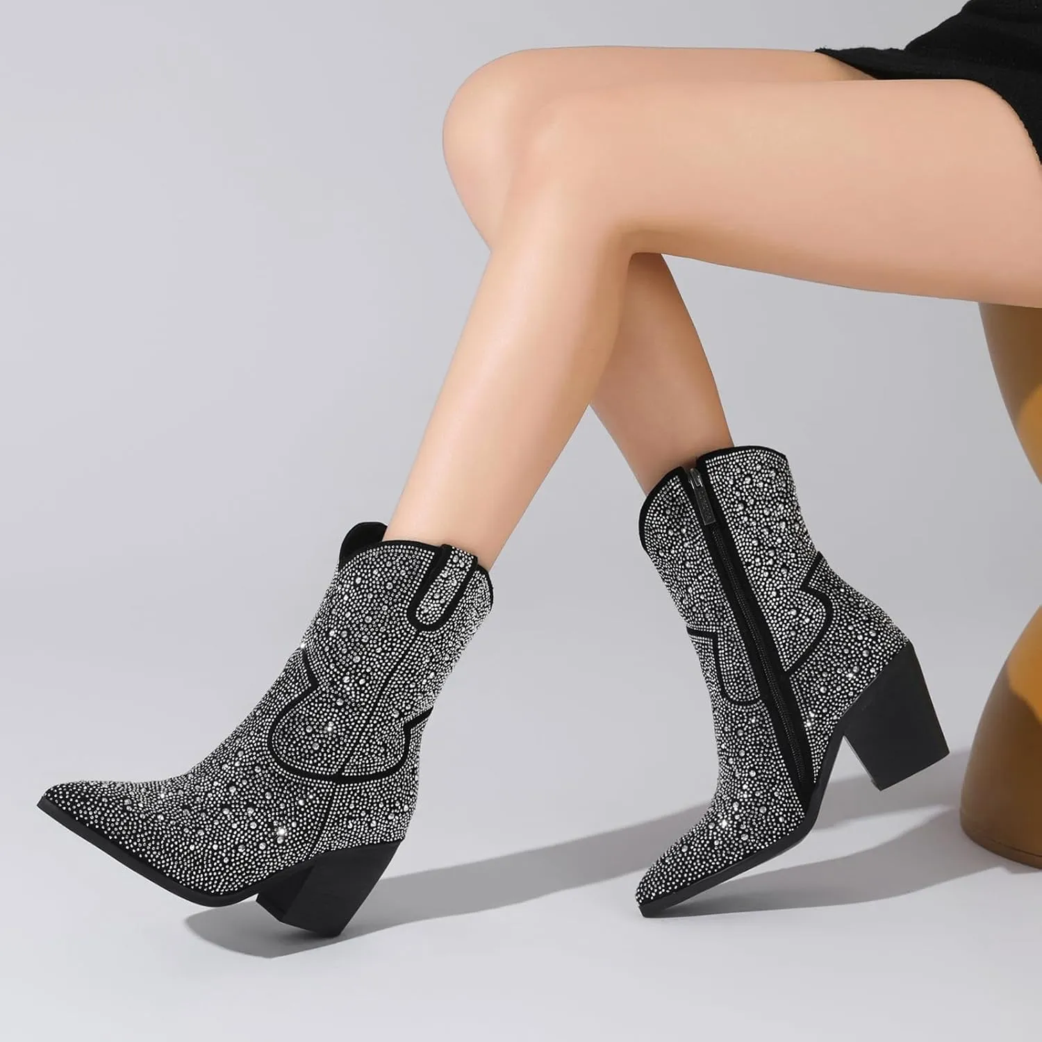 Women's Western Rheinstone Cowboy Boots Block Heel Pointed Toe Flash Ankle Boots for Outdoor Party Side Zip Comfort Booties