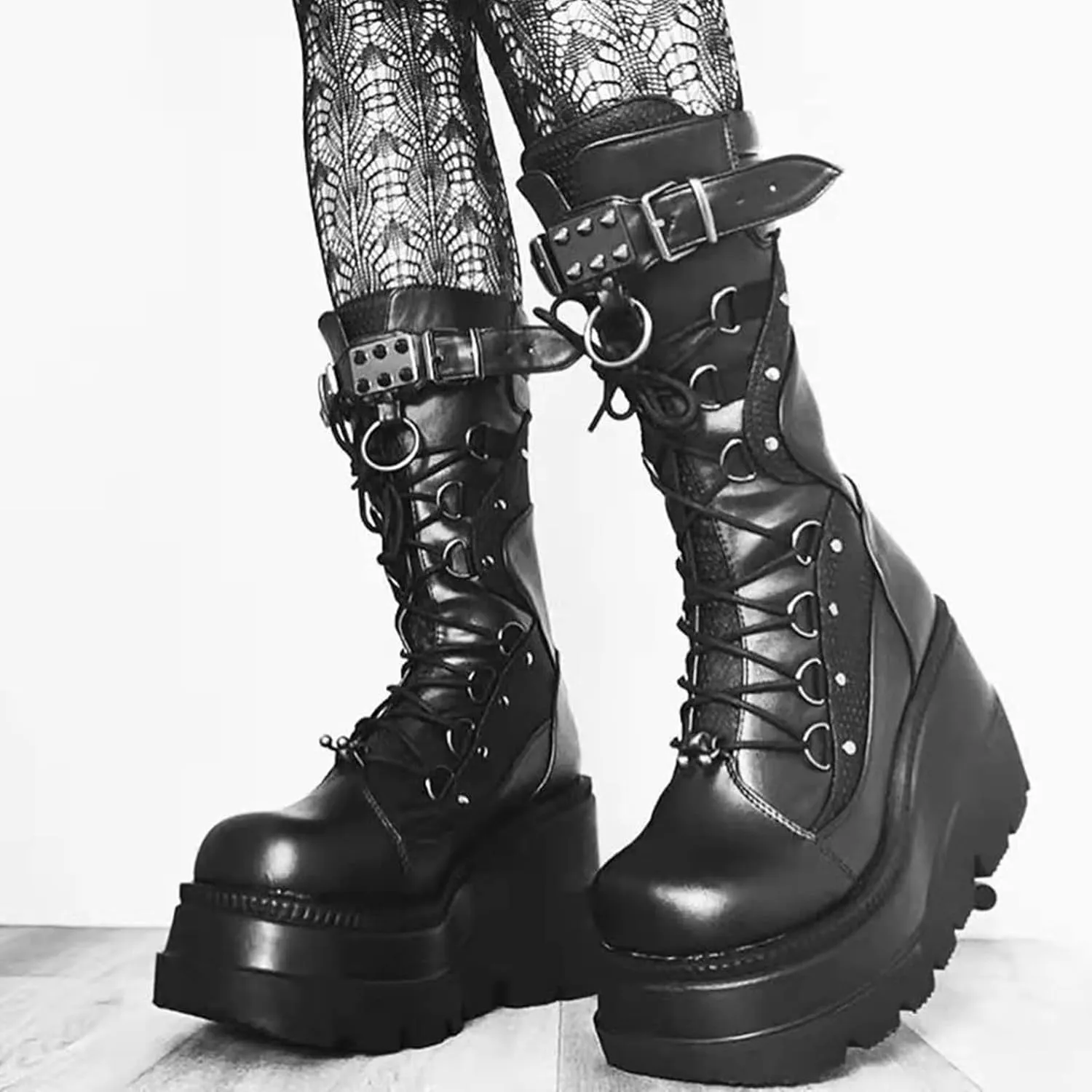 ZKXYFFS Platform Ankle Boots for Women Chunky High Heel Booties Punk Goth Round Toe Combat Boots Womens Lace Up Motorcycle Wedges Boots